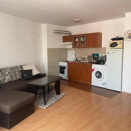 Amartman Primo U - Elenite Az 5 Osob