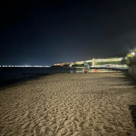 Amartman Primo U - Elenite Az 5 Osob Apartment