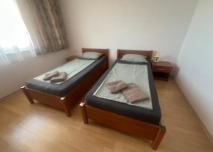 Amartman Primo U - Elenite Az 5 Osob Апартамент